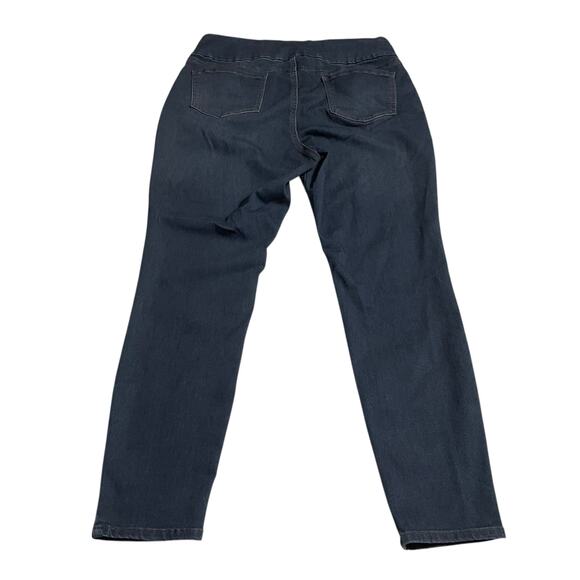 Christopher & Banks Womens Jeans Size XL Mid Rise Skinny Pull On Jeans Dark Wash - Picture 2 of 10